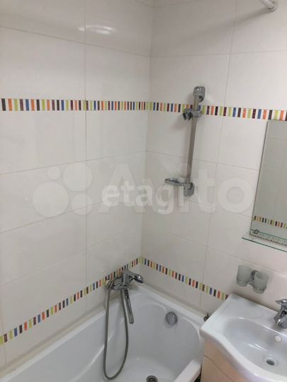 3-к. квартира, 63,6 м², 2/2 эт.