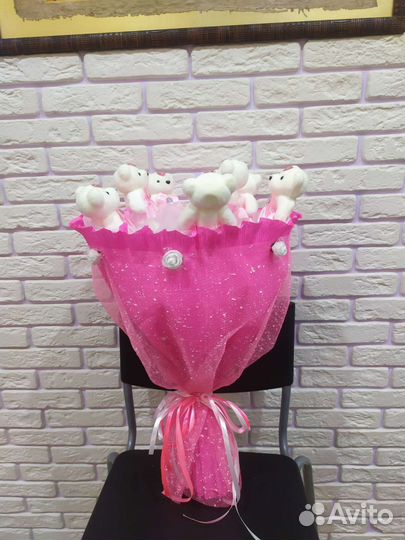 Букет из мишек игрушек