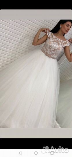 Свадебное платье