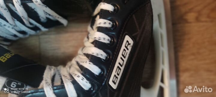 Продам хоккейные коньки bauer supreme, S140