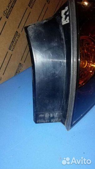 Мазда 3 BK седан фонарь