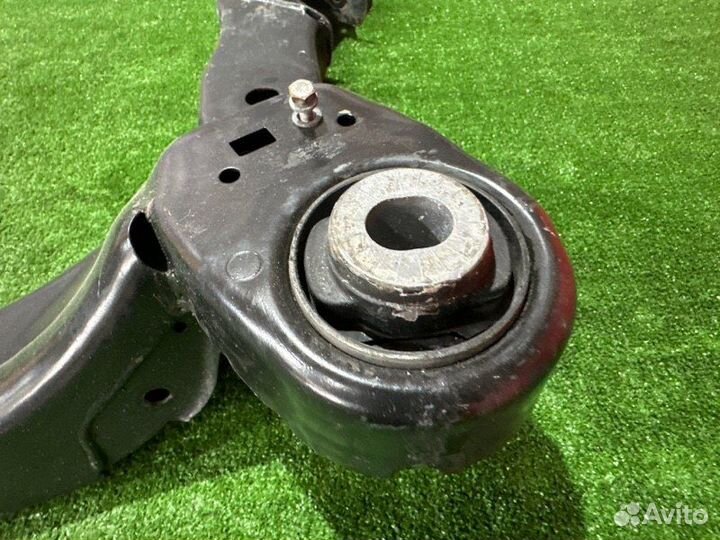 Подрамник балка передняя Audi A6 C6 Quattro седан