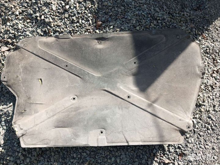 Шумка под капот (продам)