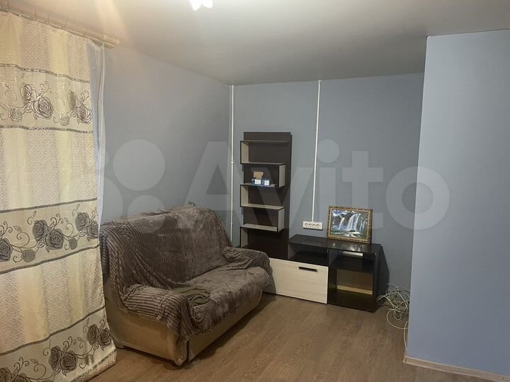 2-к. квартира, 44 м², 4/4 эт.