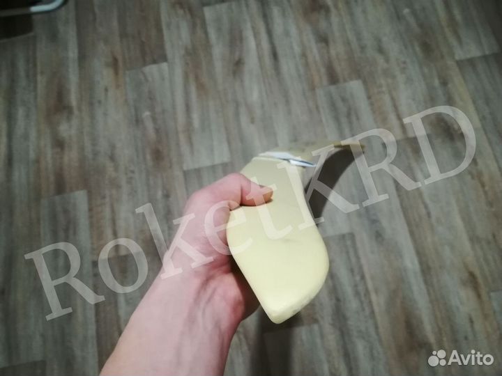 Козырек на стекло пластик Cresta 100