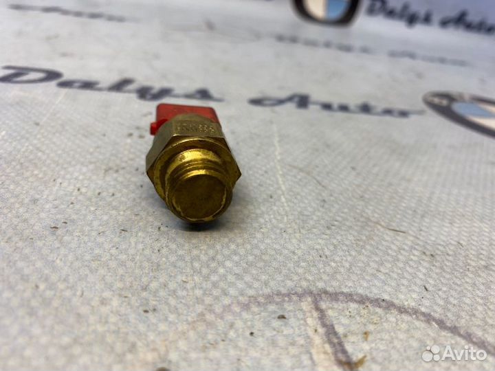 Датчик температуры двигателя Bmw 530I E39 LCI