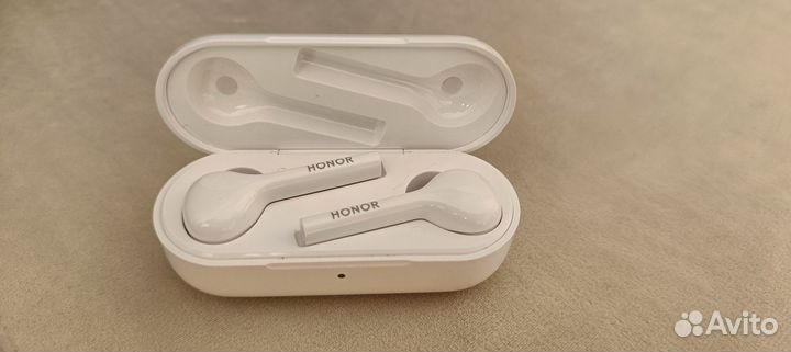 Беспроводные наушники honor flypods