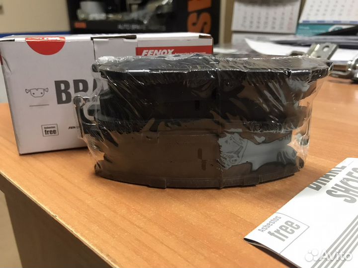 Передние тормозные колодки nissan tiida c11 2007+