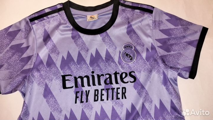 Футбольная форма на мальчика 11-12 лет (2 шт)