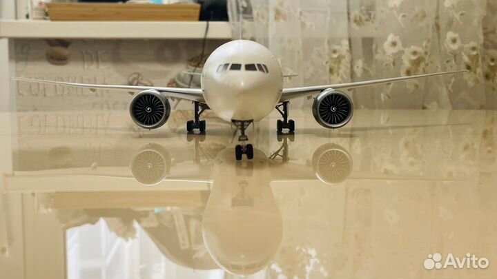 Модель самолета Boeing 777-300 а/к «Nordwind”