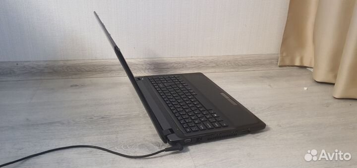 Core i5+6Gb+SSD+ 2видеокарты+15.6