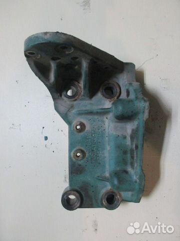 Кронштейн ролика-натяжителя Volvo FM13 FH13