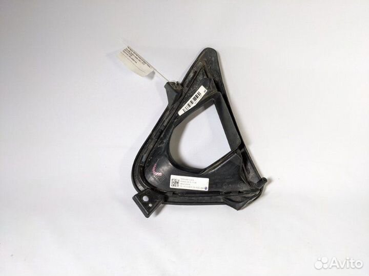 Накладка противотуманной фары передняя левая