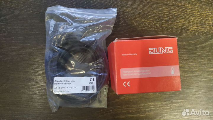 Терморегулятор Jung ftr231u