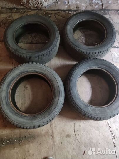 Michelin 4x4 Synchrone 215/65 R16 102H