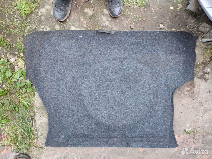 Коврик и пол багажника Hyundai Accent