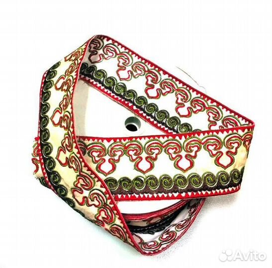 Декоративная тесьма с вышивкой метражом