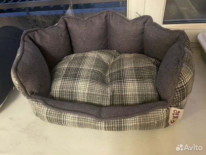 Лежанка для собак и кошек