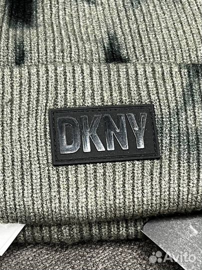 Новая оригинальная шапка dkny