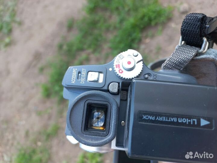 Видеокамера hitachi