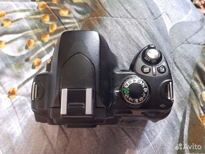 Зеркальный фотоаппарат nikon