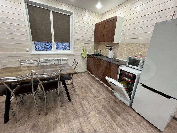 Коттедж 85 м² на участке 4 сот.