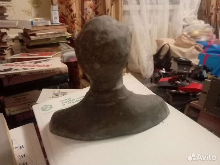 Бюст есенина