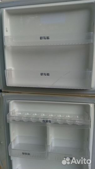 Холодильник Samsung сухой заморозки