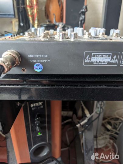 Микшерный пульт