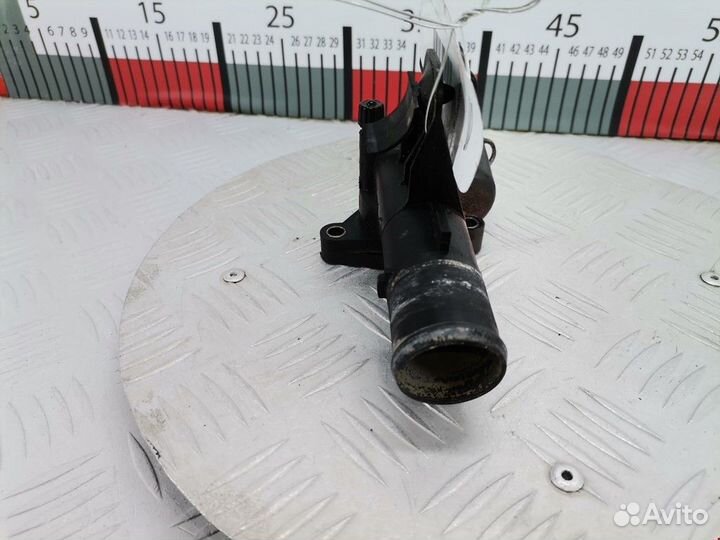 Корпус термостата Renault Modus 2004 110605536R