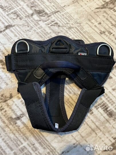 Шлейка для собаки