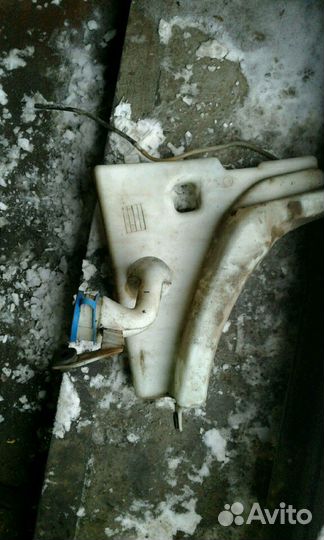 Бачек омывателя Лифан бриз.1.6