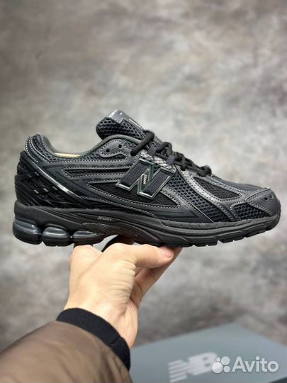 Кроссовки мужские new balance