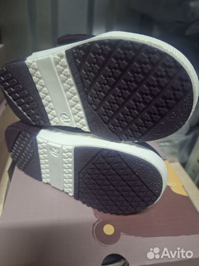 Новые демисезонные ботинки Tombi 21