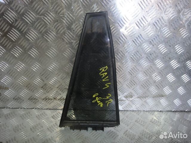 Стекло Rav 4 (06-13) зад R в дверь б/у