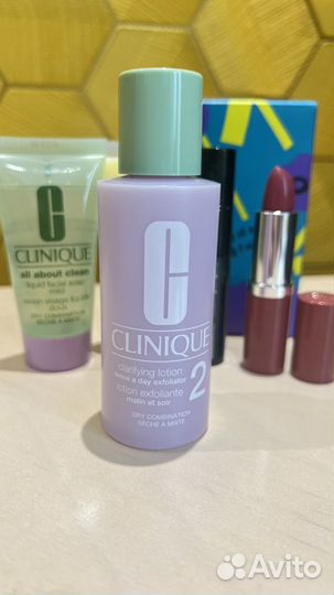 Набор косметики clinique и clarins