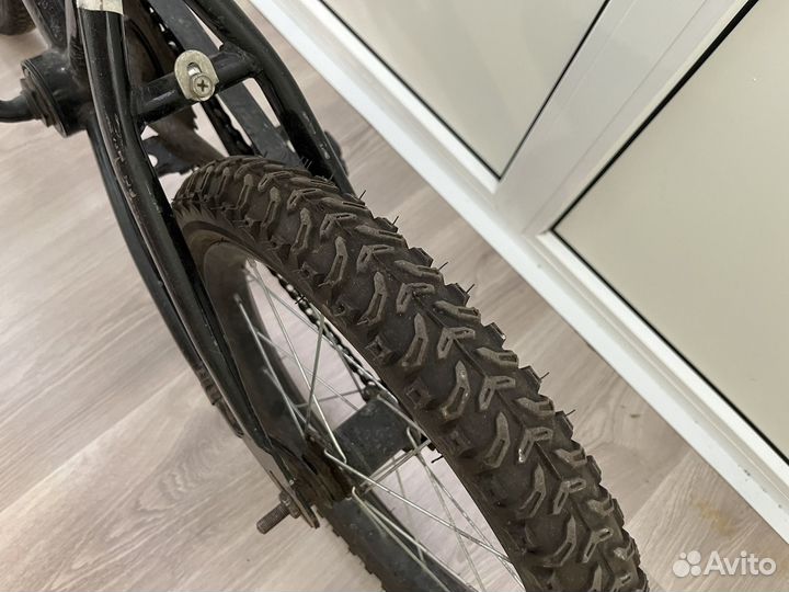 Велосипед 16