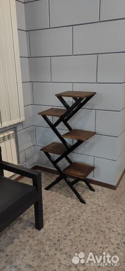 Подставка для цветов напольная