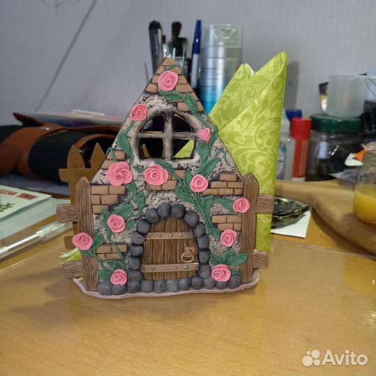 Домик салфетница