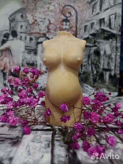 Мужской и женский торс, ангелочки