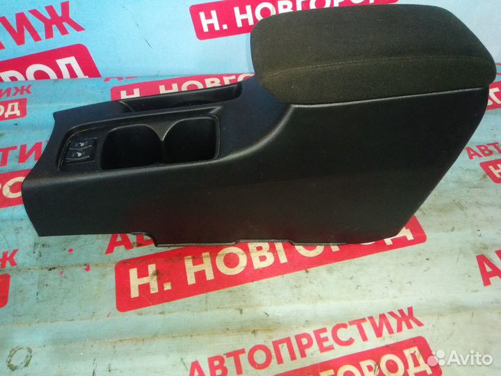 Подлокотник Митсубиси Лансер 9