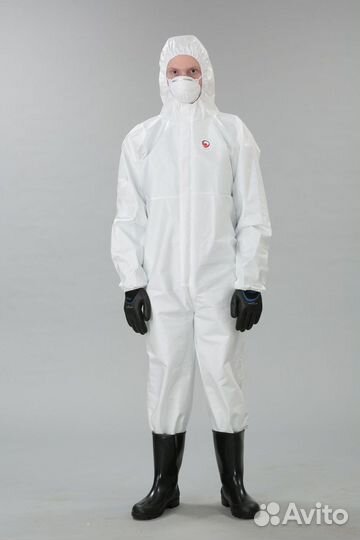 Защитный костюм одноразовый