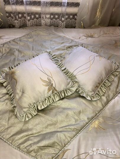 Комплект: покрывало/подушки