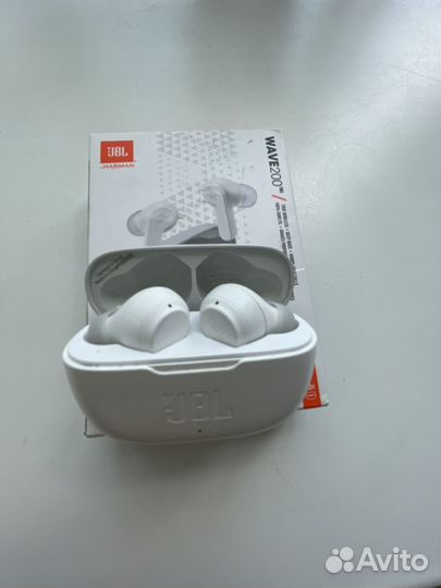 Беспроводные наушники jbl wave 200