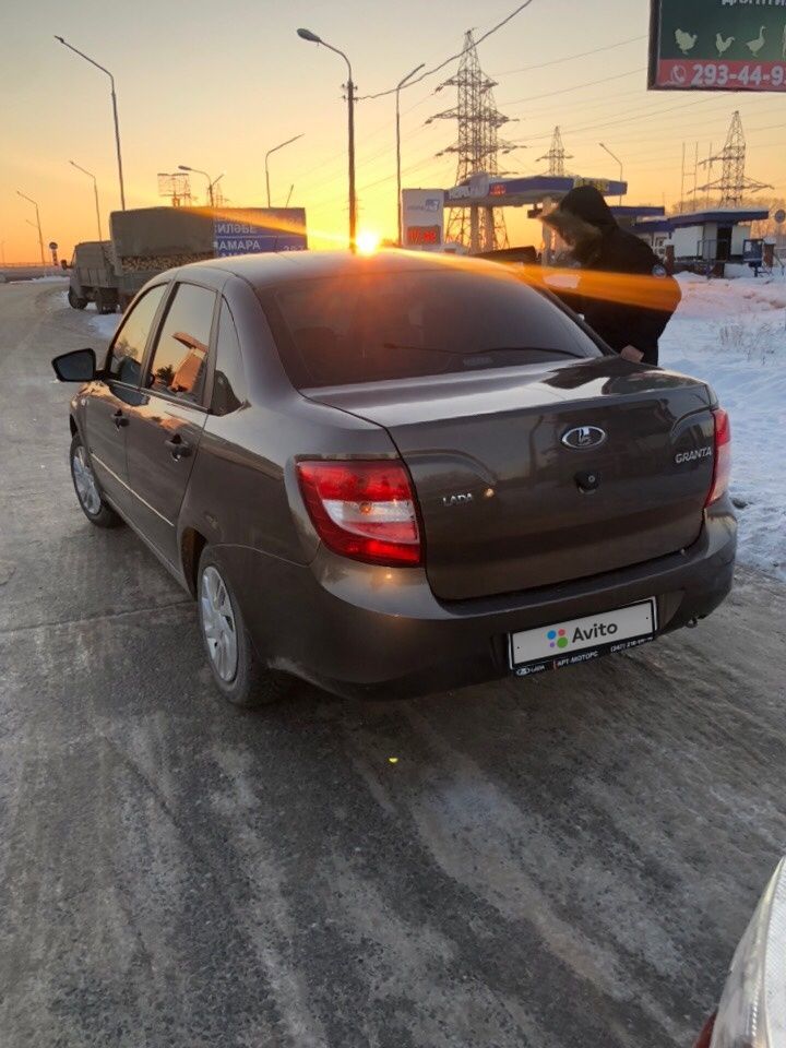 ВАЗ (LADA) Granta: фото владельца