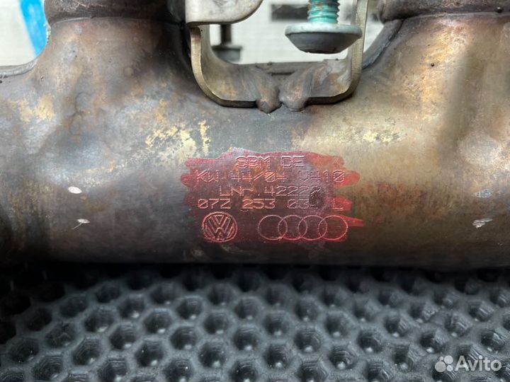 Коллектор выпускной правый Volkswagen Touareg 7LA