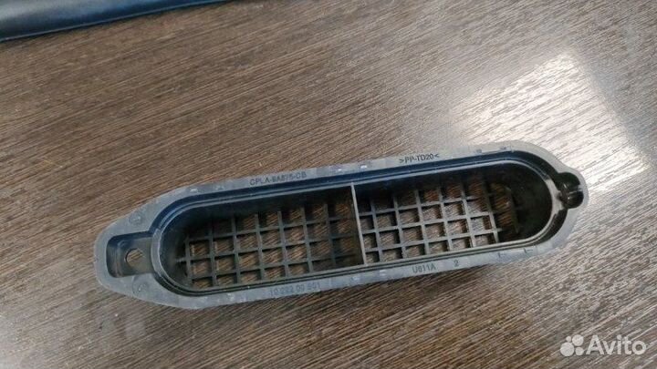 Решетка вентиляционная Land Rover Range Rover