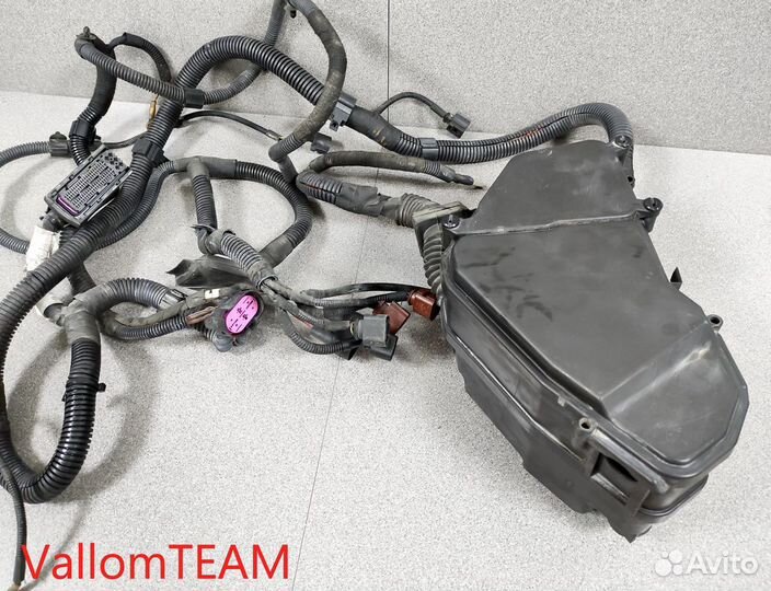 Лот Q184-1 Блок предохранителей Audi Q7