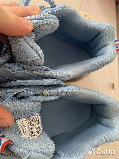 Кроссовки reebok женские