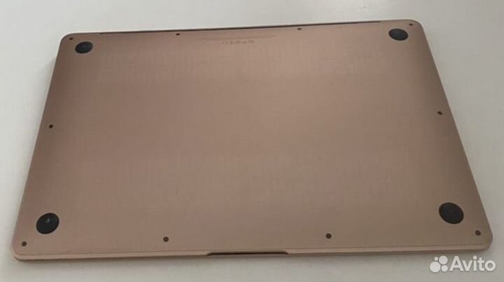 MacBook Air (с дисплеем Retina, 13 дюймов)